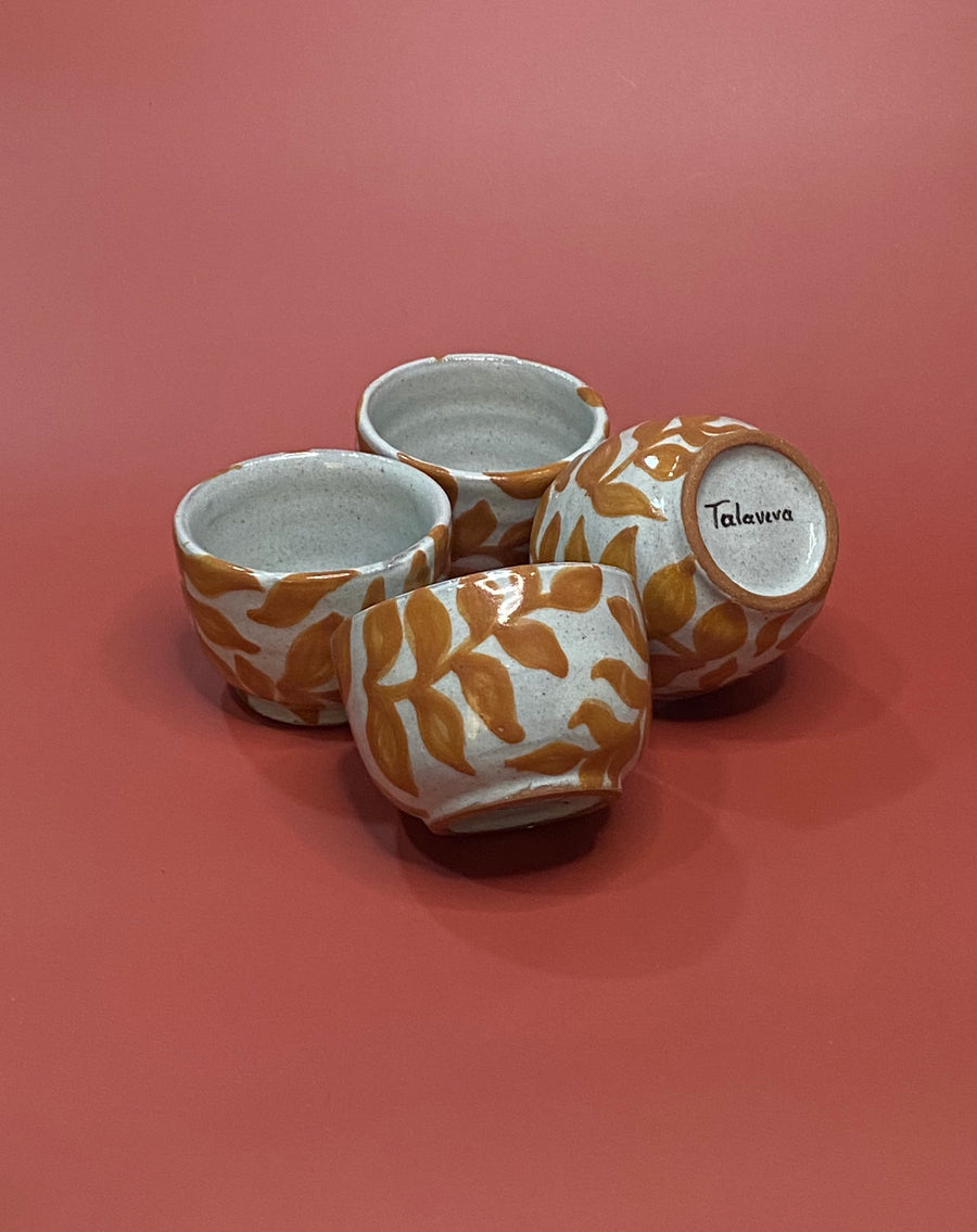 Vaso mezcalero de talavera hojas